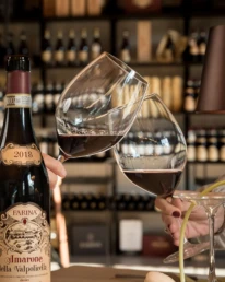 Amarone della valpolicella dell'azienda vinicola Farina Wines